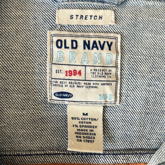 Women’s Old Navy Denim Jacket - Medium - Picture 2 of 6